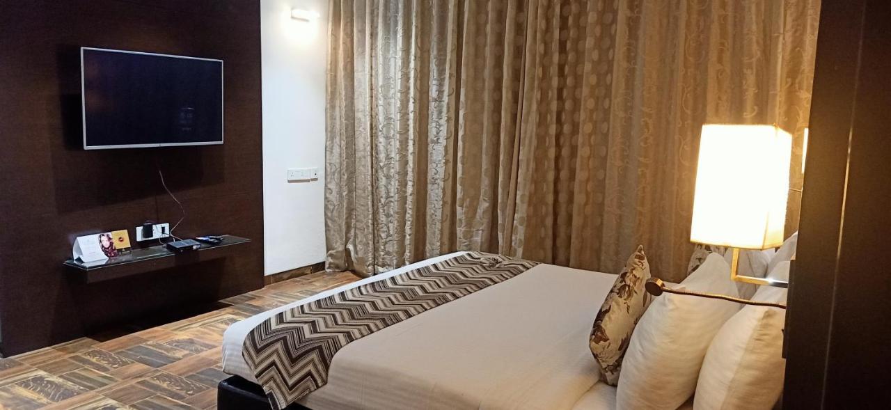 Hotel The Arindum Katni المظهر الخارجي الصورة